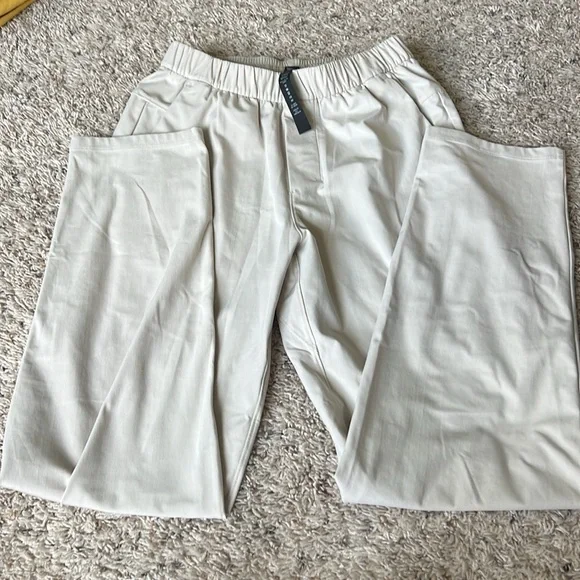 Lululemon Men ABC stretchy pull on pants, khaki, Size XS